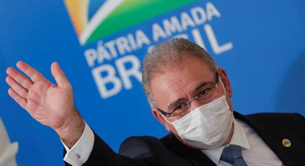Ministro da Saúde vai a embaixador chinês pedir ajuda