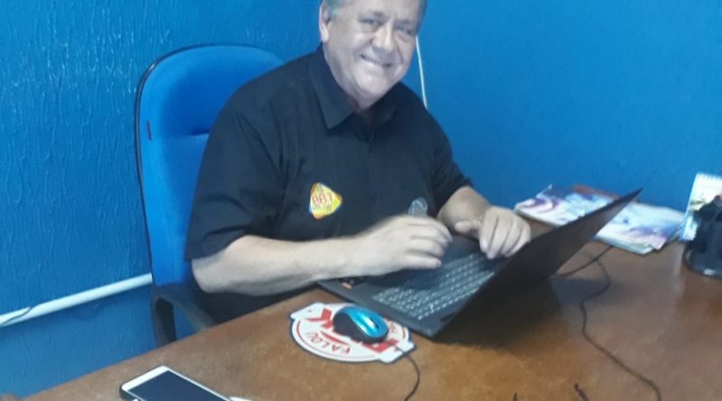Jornalista Paulo Becker está internado em Juara com 50% dos pulmões comprometidos.