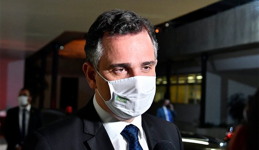 Texto da Câmara sobre compra de vacinas por empresas será discutido pelos líderes, diz Pacheco