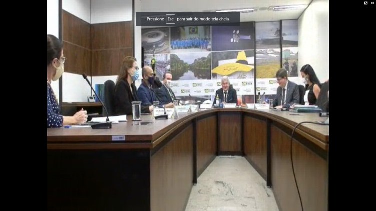 Em reunião com ministro da Ciência e Tecnologia, Rosa Neide cobra estruturação do Instituto Nacional de Pesquisa de Pantanal