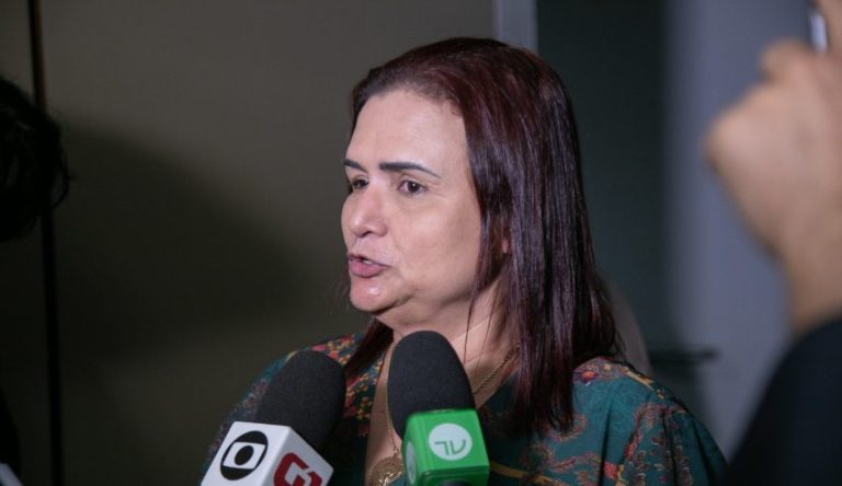 Professora Rosa Neide é eleita 2ª Coordenadora Adjunta da bancada feminina