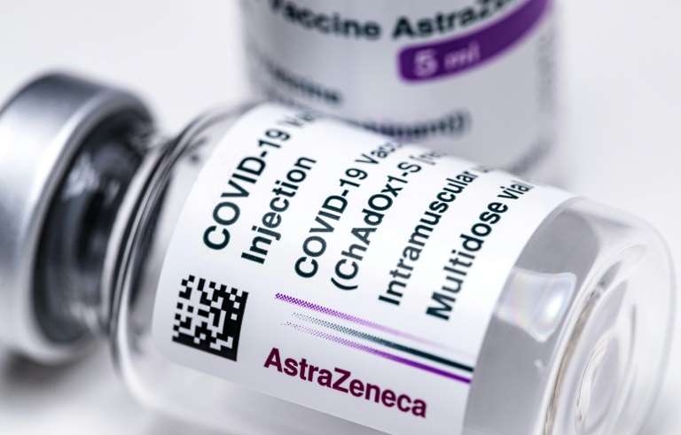 Dúvidas sobre possíveis efeitos colaterais da vacina AstraZeneca aumentam